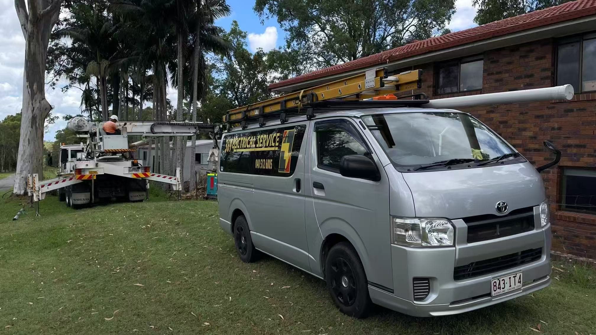 369 Electrical service vehicle providing electrical services across Brisbane